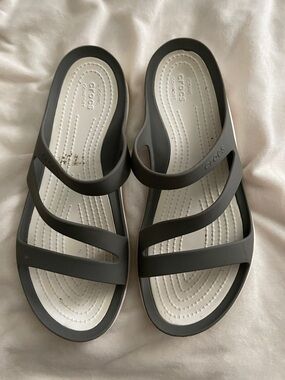 CROCS Slide Sandals Women’s 10 gray